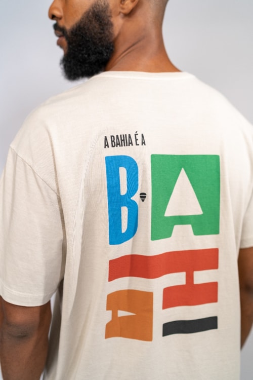 CAMISETA A BAHIA É A BAHIA-ddc76028-b74c-4816-8524-ef32b92e0fa5