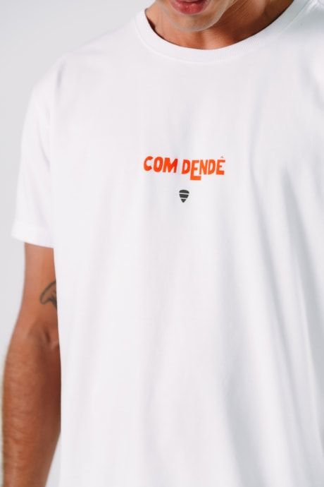 CAMISETA ACARAJÉ E ABARÁ