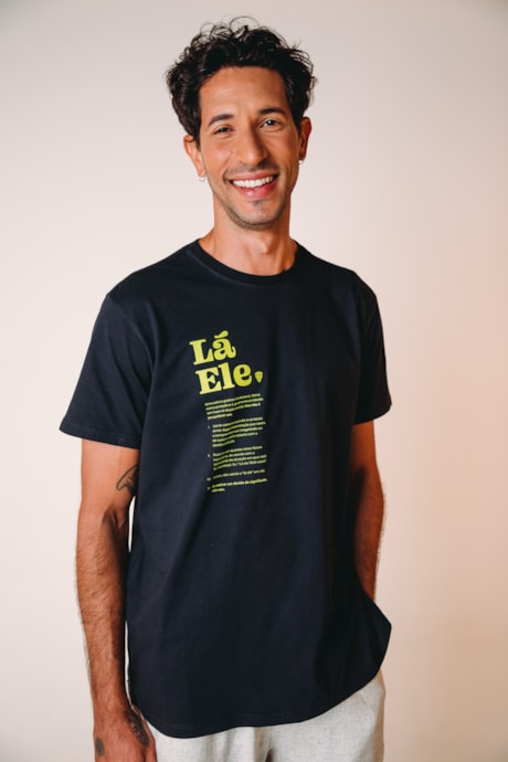 CAMISETA LÁ ELE MANDAMENTOS PRETO GG