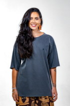 CAMISETA OVERSIZED BASICA MAS NEM TANTO-d1082448-f815-4484-80af-257a63f6aeba