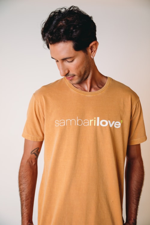 CAMISETA SAMBARILOVE-eb3c184d-8e2b-4727-90a2-14ac78dcb2a6